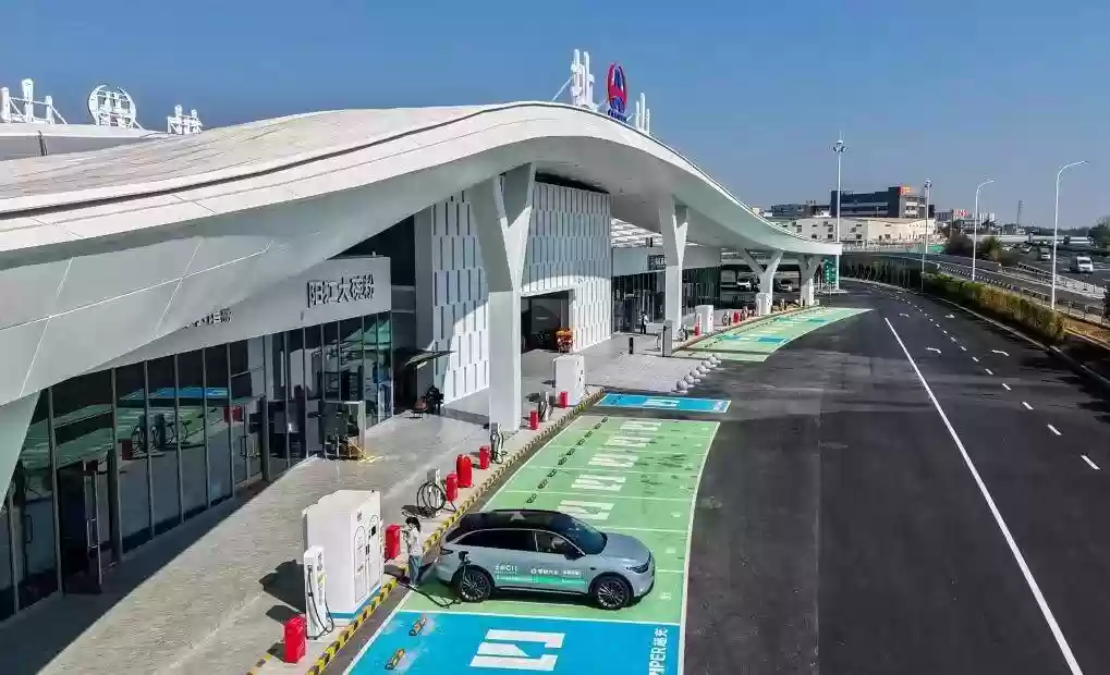 新能源汽车充电场景