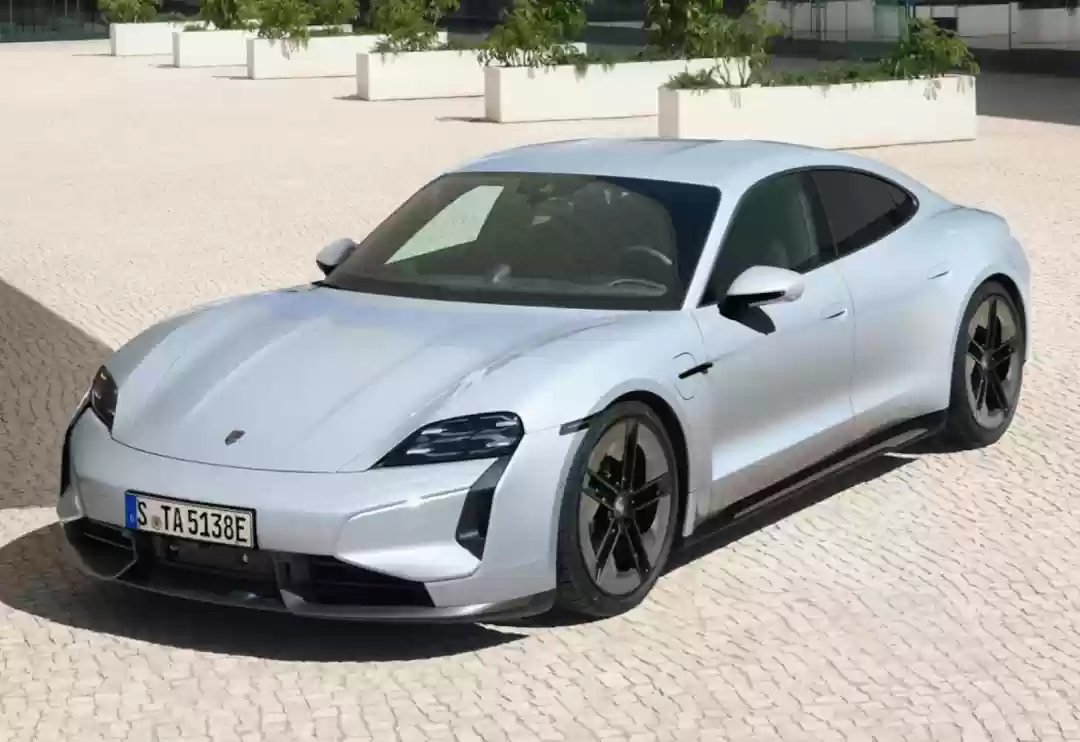 江浙沪老板转向，保时捷销售遇冷