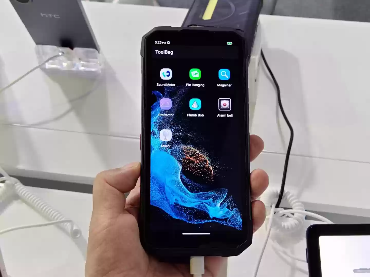 消息称 HTC 将于下月前推出 Wildfire 电竞风格手机，搭载紫光展锐 T765 芯片