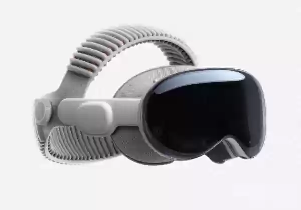 新款苹果Vision Pro亮相+iPhone 16价比百元机刷新感人记录!