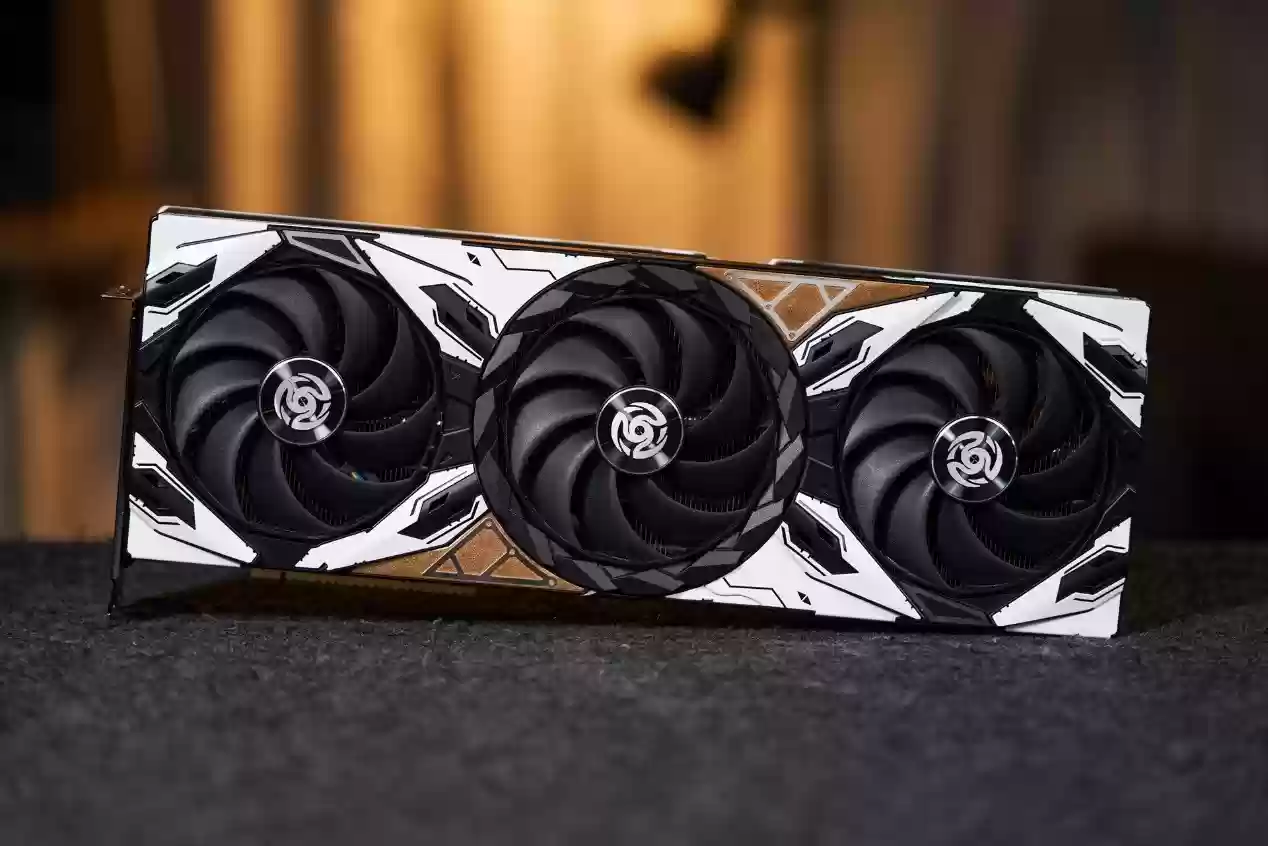 索泰全力支持2025全民电竞嘉年华，携手玩家共创电竞狂欢