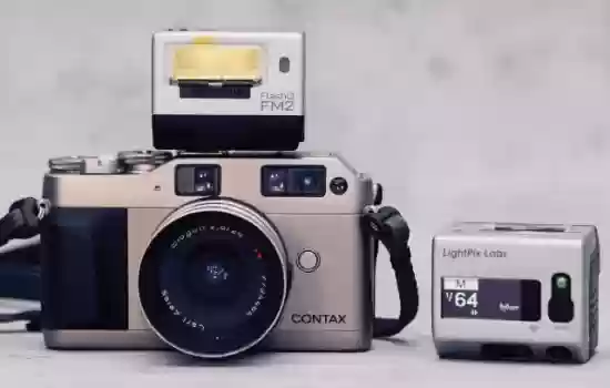 LightPix Labs发布FM2闪光灯，支持TTL/手动双模式