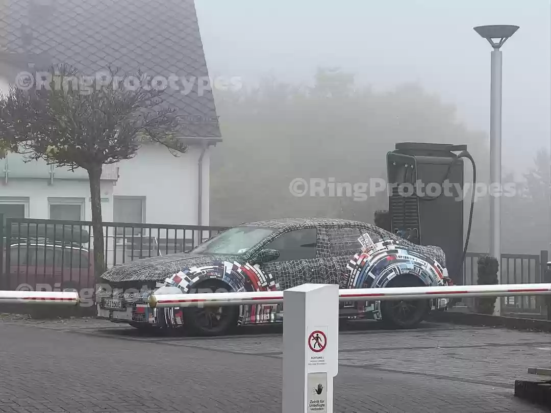 新一代纯电动宝马 M3 原型车谍照曝光，搭载第六代电池