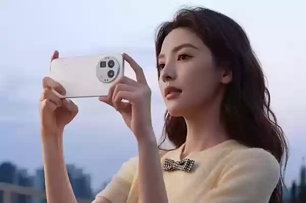 四年磨一舰!真我GT8+ Pro首发理光GR影像系统