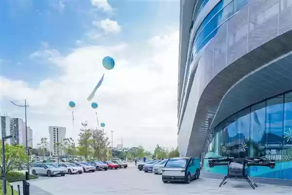 小鹏汽车乔迁广州新总部：有8万平公园+2万平餐厅