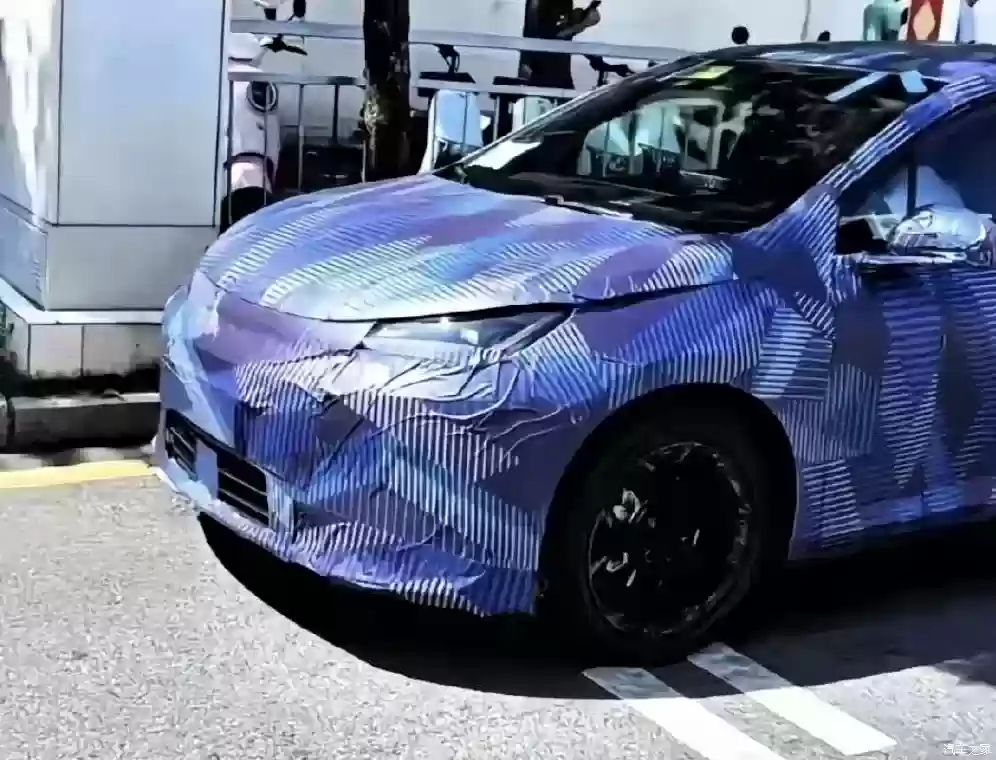 造型有变，全新比亚迪海豚谍照曝光