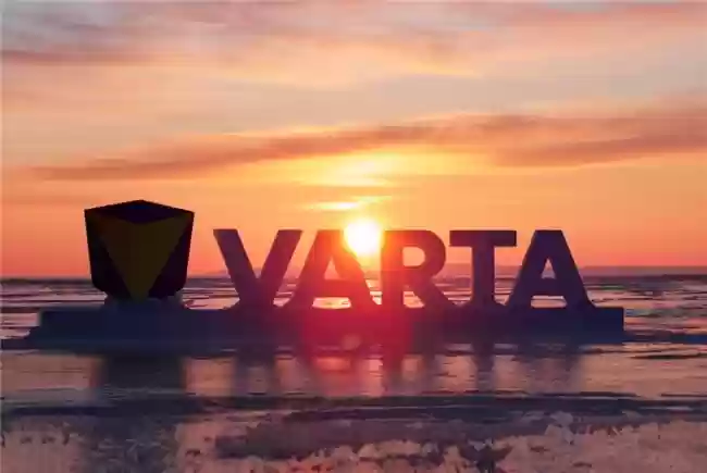 冬季汽车换什么电瓶好？看看汽车蓄电池十大排名里的TA