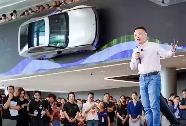 小鹏汽车乔迁广州新总部：有8万平公园+2万平餐厅