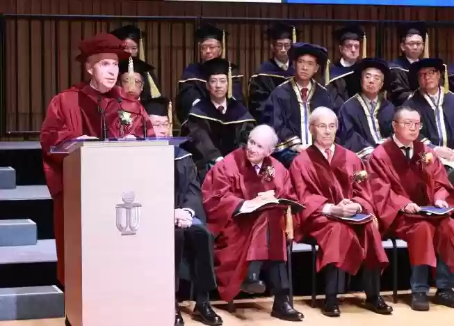刘慈欣等“五位杰出领袖”获颁港科大荣誉博士