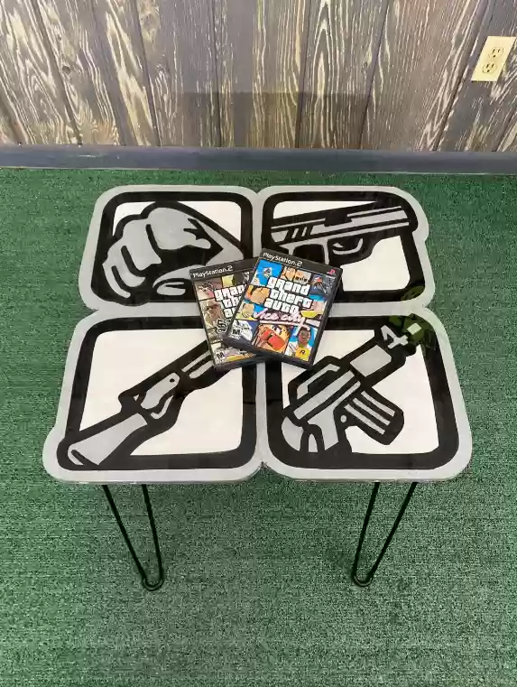 手工打造《GTA》主题圣安地列斯风格桌子
