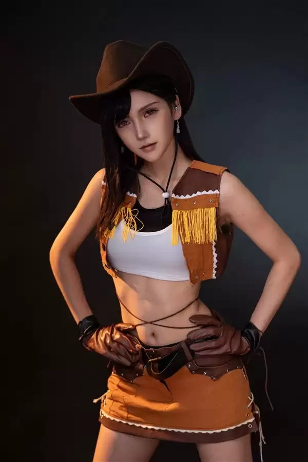 国内美女《FF7》蒂法COS!还原度之高令人惊叹