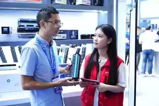 格之格亮相第十九届珠海国际办公设备及耗材展,斩获“环保贡献奖”