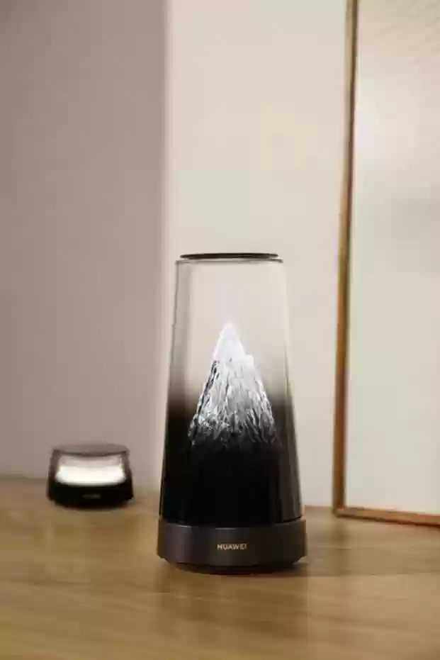 余承东官宣华为新款路由，日照金山独特设计，新一代家居美学智能中枢