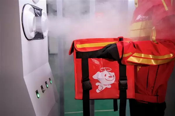 行业第一家！京东外卖宣布试点全职骑手餐箱消毒：每日一次 99.99%灭菌率