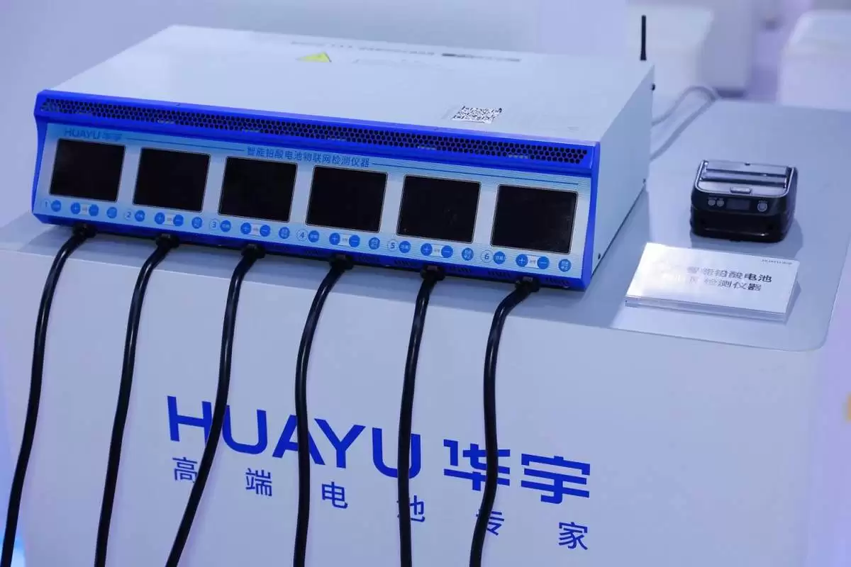 从“卷价格”到“拼服务”：雅迪华宇电池以“不换维护只换新”重塑竞争逻辑