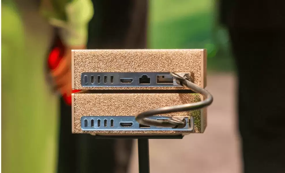 限时免费送！2台DGX Spark互联缺它不行！超擎数智200G DAC高速铜缆纳秒级互联，算力直达！