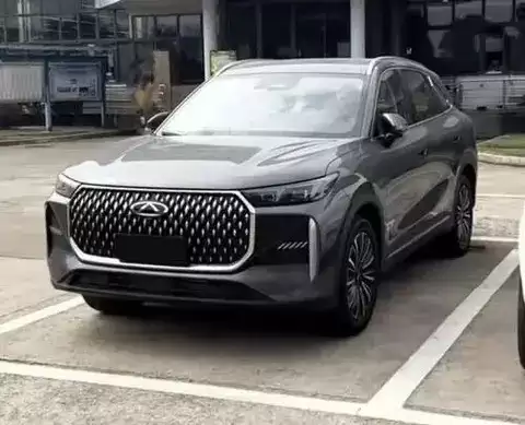 全新瑞虎8升级亮相，外观内饰焕新强化竞争力