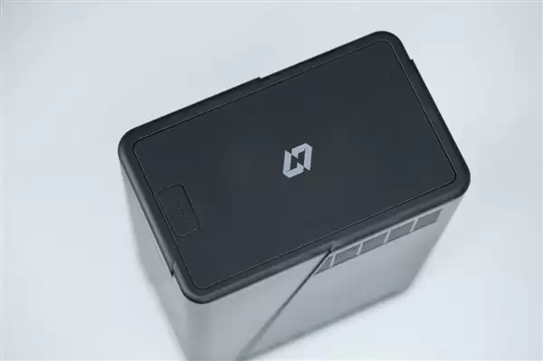 升级X86架构性能大提升！极空间Z2+ Ultra图赏