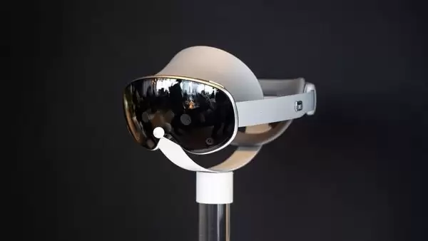 安卓版Vision Pro来了!三星Galaxy XR发布:定价约13000元