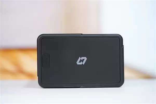 升级X86架构性能大提升！极空间Z2+ Ultra图赏