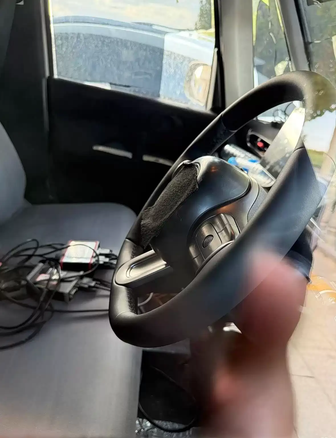 比亚迪全新纯电 K-Car 首张预告图发布,2025 东京车展首发