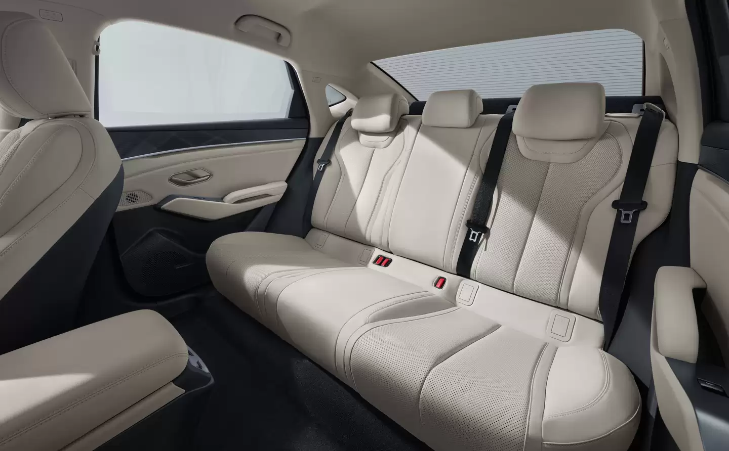 2026 款比亚迪秦 L DM-i 上市：限时 9.28 万元起，综合续航 2148km、百公里亏电油耗 2.79L