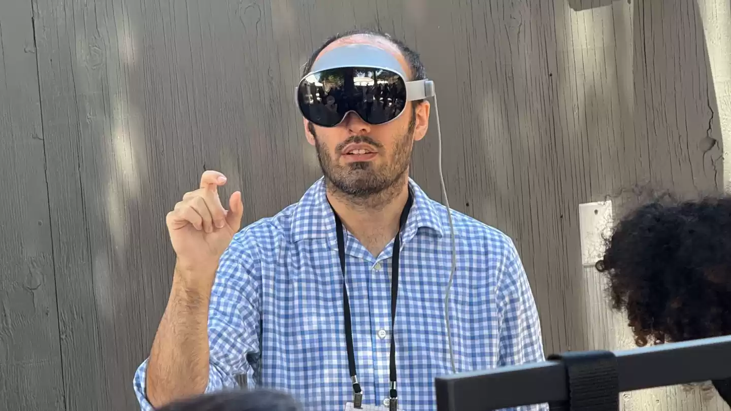 三星XR头显外观渲染图