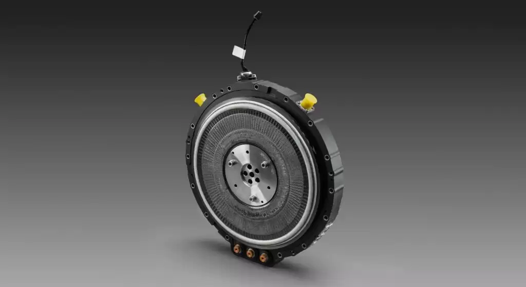 奔驰旗下Yasa电机突破功率密度世界纪录：不到13kg重，却能爆发千匹马力