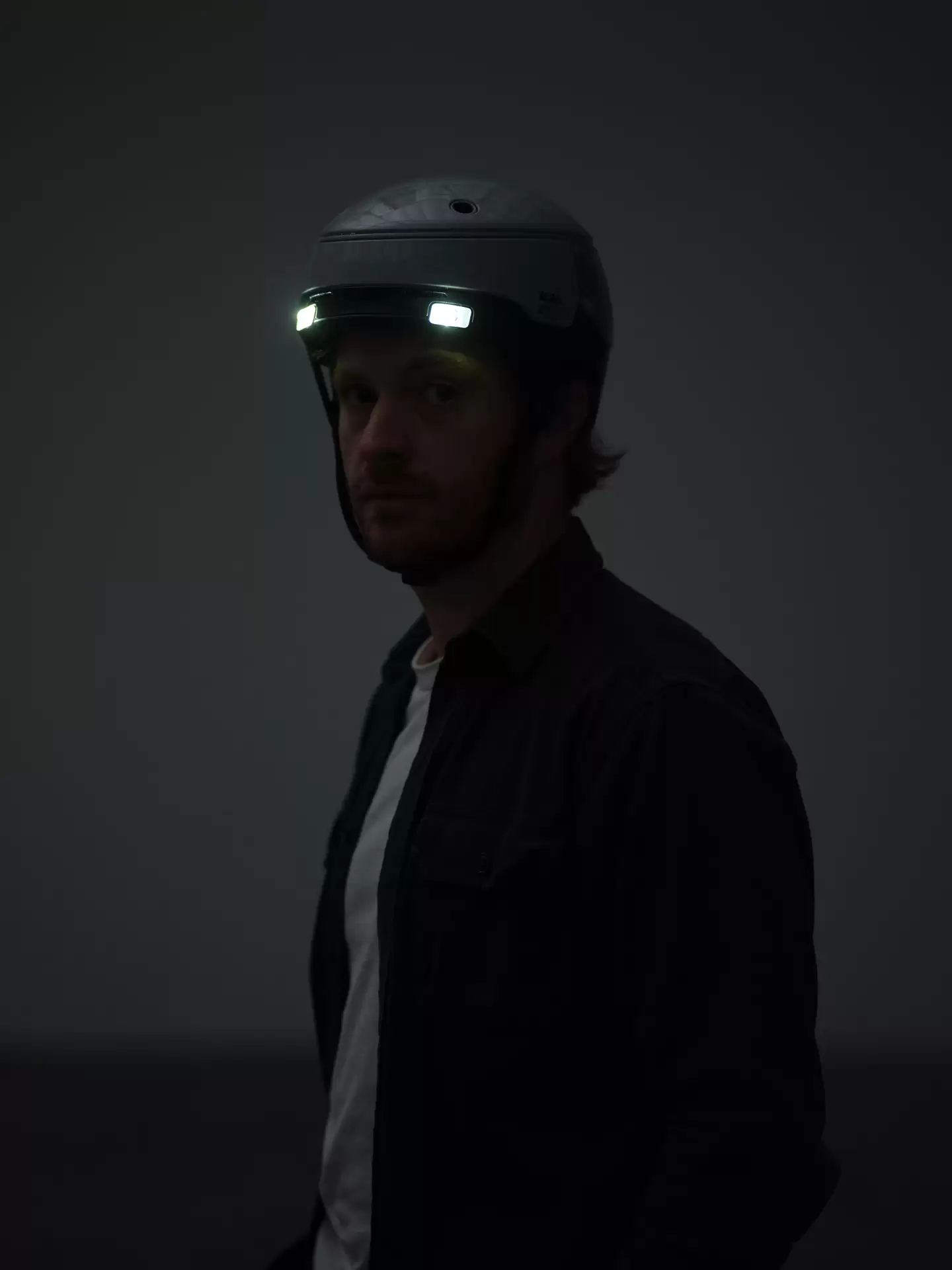 Rivian 杀入电动自行车市场:TM-B 满电续航 160 公里、最高时速 45 公里