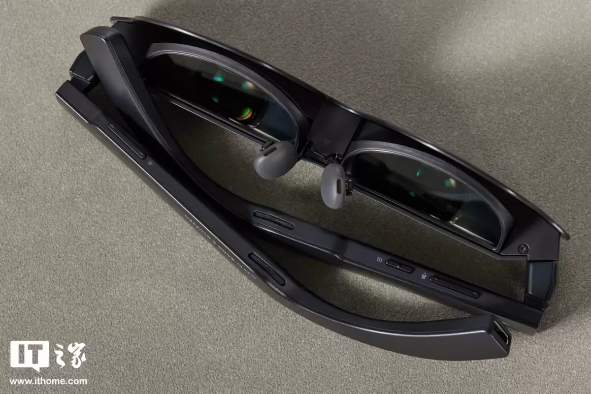 【IT之家开箱】雷鸟 Air 4 Pro AR 智能眼镜开箱图赏