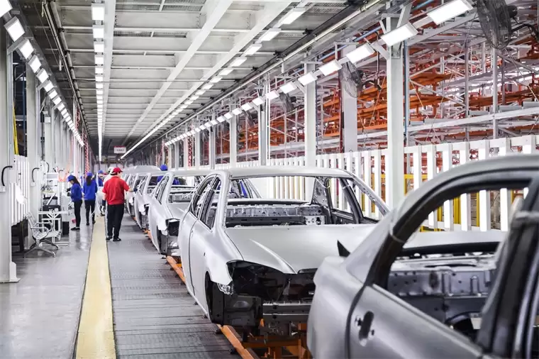 美国车企拆完小米SU7承认做得不错，却点破中国电动车不可复制：零资本成本+低人力+【附新能源车产业链分析】