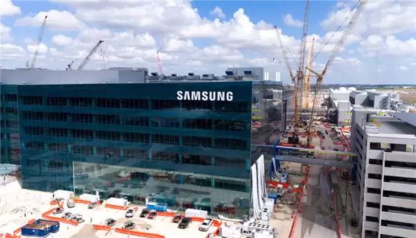 三星美国工厂重启!特斯拉决定给予部分AI5芯片订单