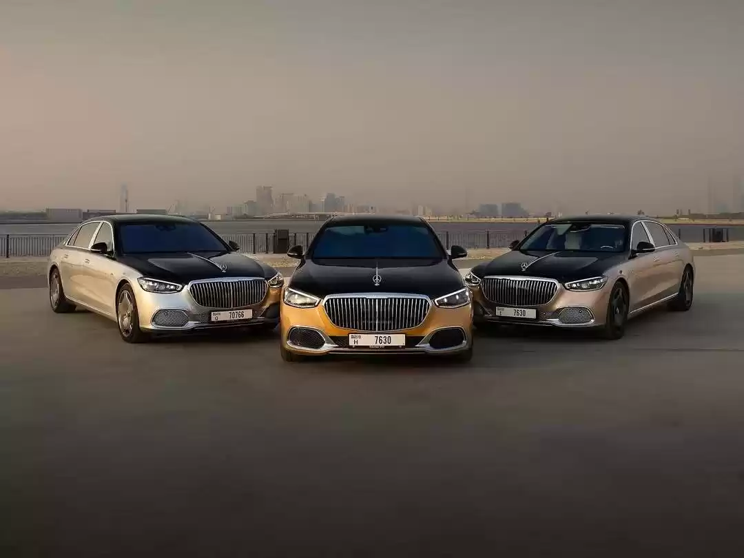 奔驰业绩数据图表