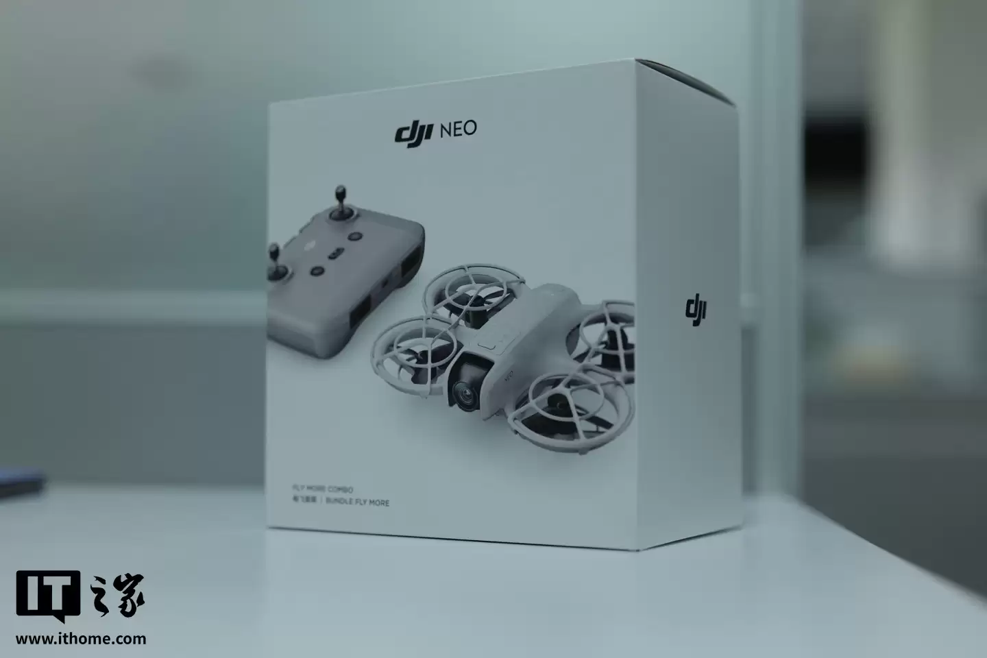 消息称大疆 DJI Neo 2 无人机 10 月 30 日发布:突破初代 18 分钟续航、改善镜头画质