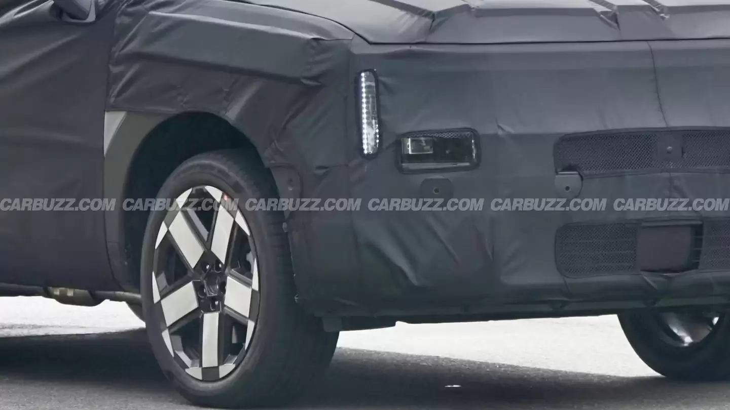 2027 款胜达路测图曝光，有望为现代旗下首款增程车型