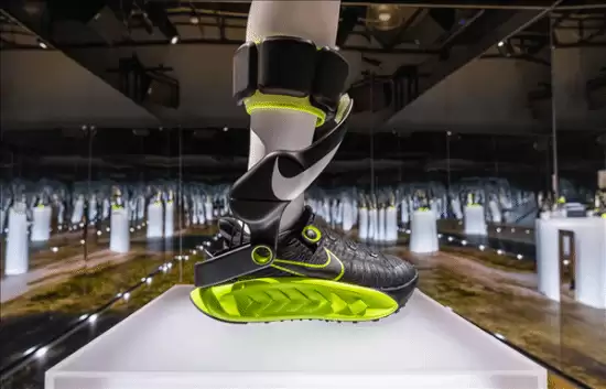 Project Amplify动力鞋发布：轻量机器人技术赋能健步如飞