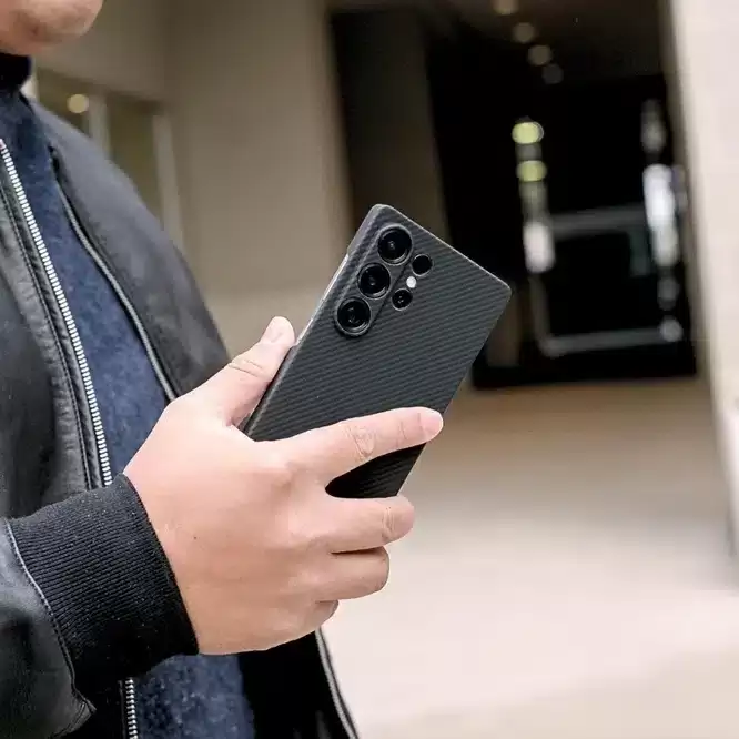 三星Galaxy S26 Ultra保护壳曝光:超薄芳纶纤维设计、支持Qi2无线充电