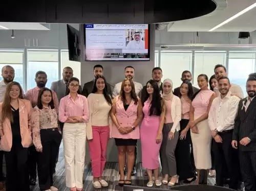 一抹粉红，全球同心—ATFX连续六年践行粉红丝带公益行动