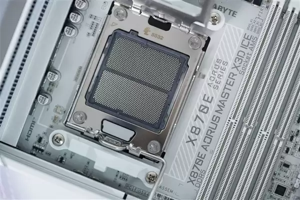 支持DDR5-9000!技嘉X870E AORUS X3D主板图赏