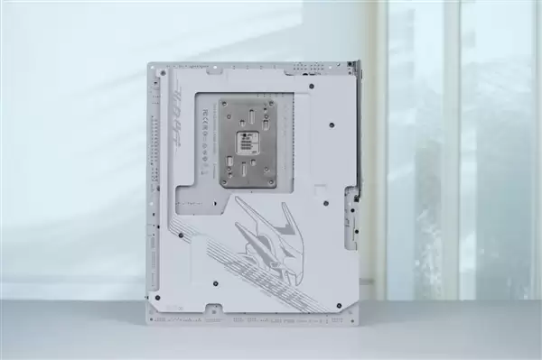 支持DDR5-9000!技嘉X870E AORUS X3D主板图赏