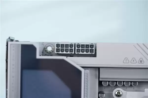 支持DDR5-9000!技嘉X870E AORUS X3D主板图赏