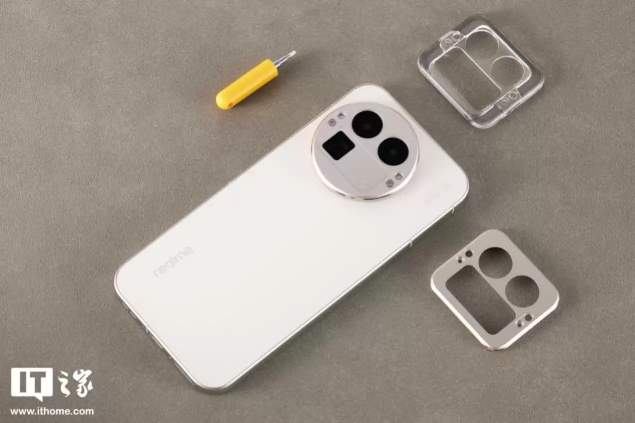 【IT之家评测室】理光 GR 影像 + 可换 Deco，真我 GT8 Pro 体验评测