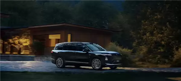 李斌爆蔚来ES8远超预期产能“跟不上”！今年12 月产能将提到1.5万台