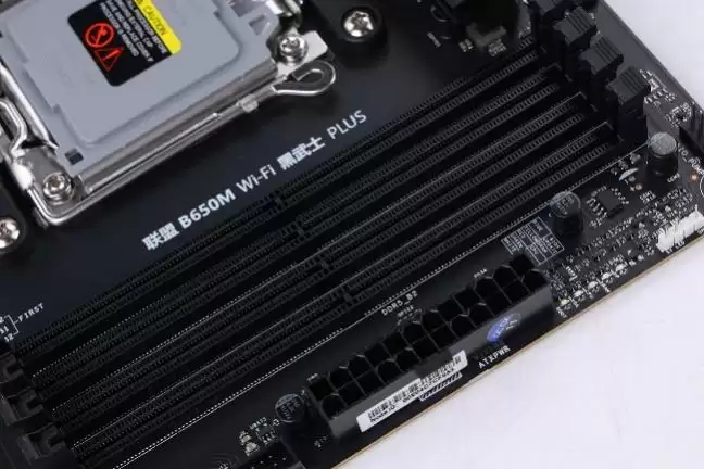 中端装机新方案!影驰联盟B650MWi-Fi 黑武士PLUS 主板开箱