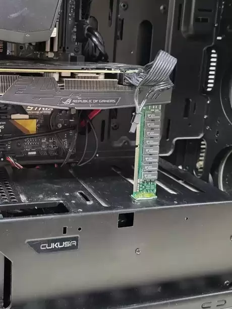 玩家公认的最强显卡支架:居然是一部经典诺基亚手机!