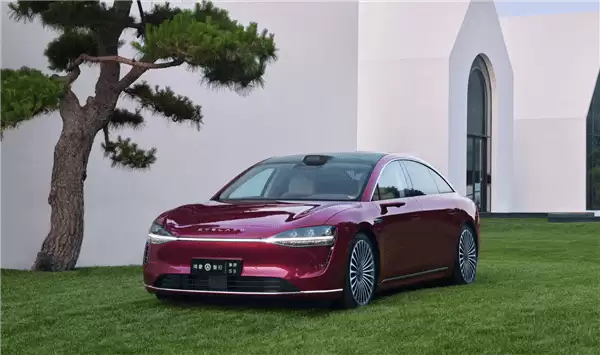 华为享界S9对标奔驰宝马，预售45-55万元