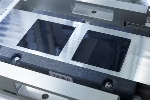 试图改变游戏规则 日产全固态电池争夺2028年度量产：续航破千