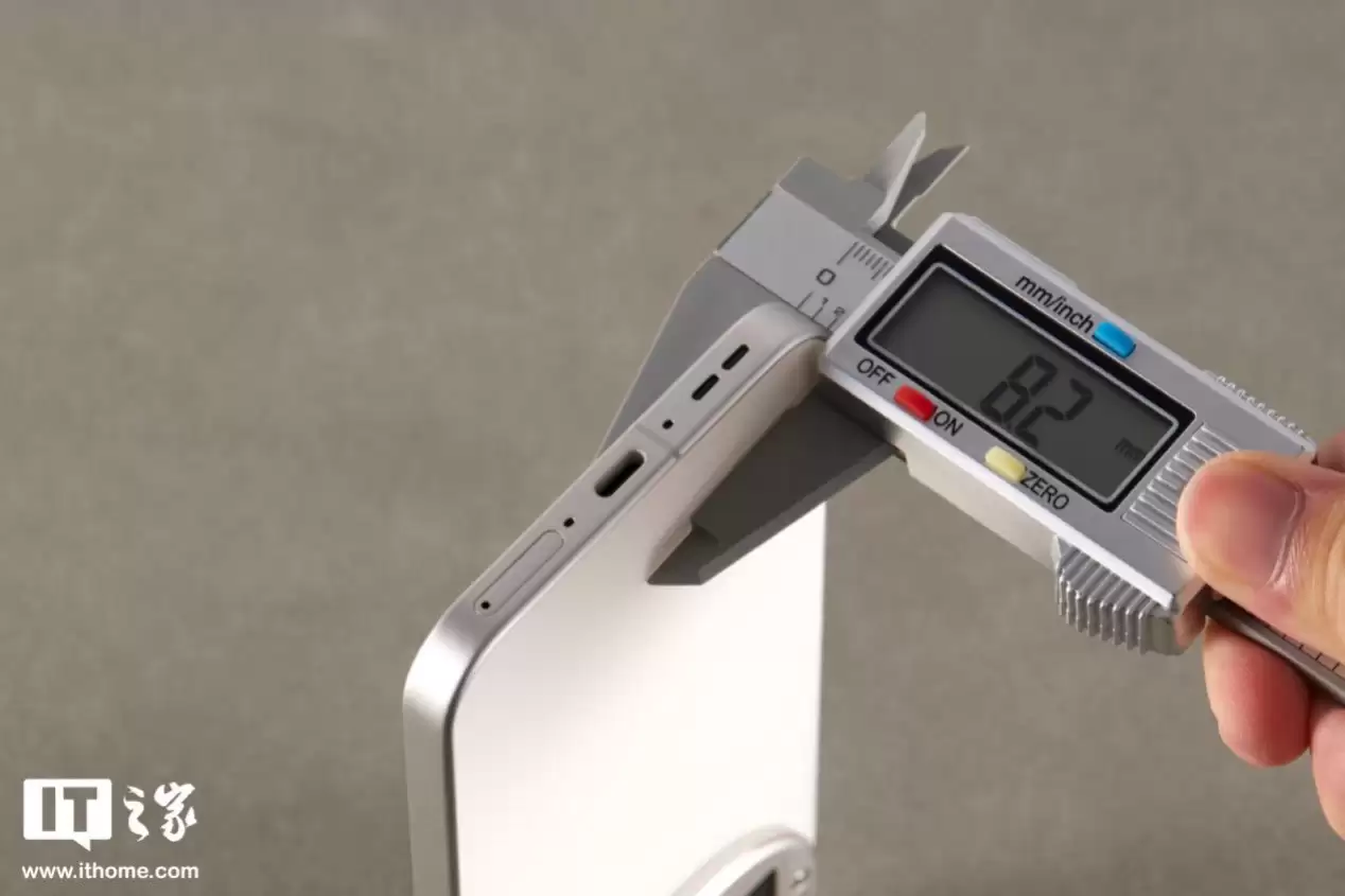 【IT之家评测室】理光 GR 影像 + 可换 Deco，真我 GT8 Pro 体验评测