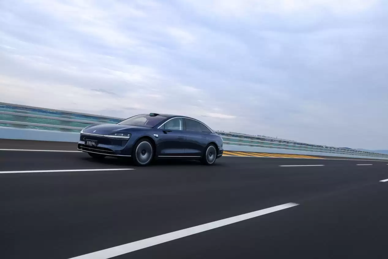 整车外观3-蓝色