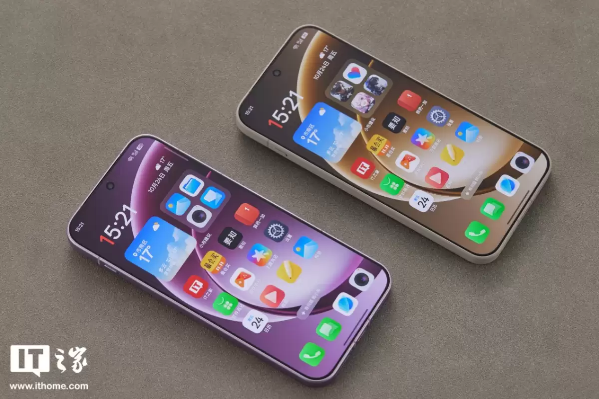 【IT之家开箱】一加 15 双配色真机图赏：多种工艺，奇妙手感